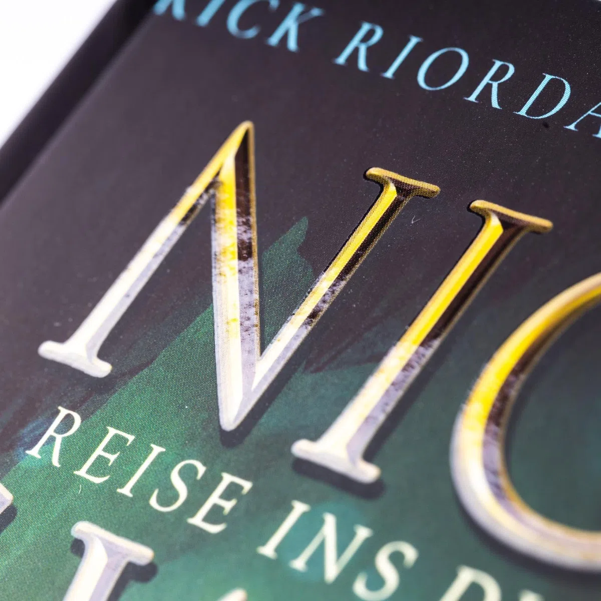 Nico und Will – Reise ins Dunkel: Fantasy-Abenteuer ab 14 Jahren über ein queeres Paar, griechische Mythen und eine unheilvolle Prophezeiung