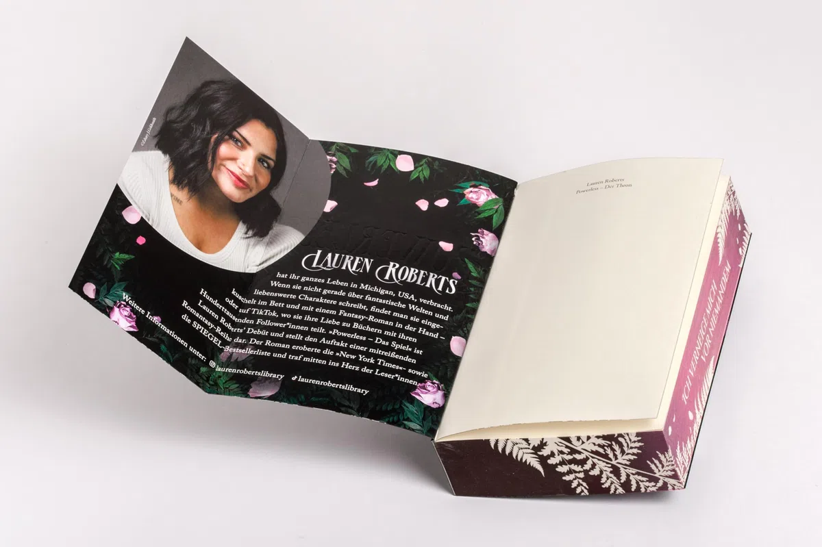 Powerless - Der Thron: Roman - Fearless – Das Finale der epischen Enemies-to-Lovers-Romantasy von Book-Tok Sensation Lauren Roberts. (Die Powerless-Trilogie, Band 3)
