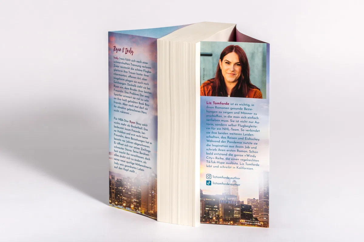 The Right Move: Roman - TikTok made me buy it: Sports Romance trifft auf Fake Dating und Grumpy x Sunshine – endlich auf Deutsch! (Windy City-Reihe, Band 2)