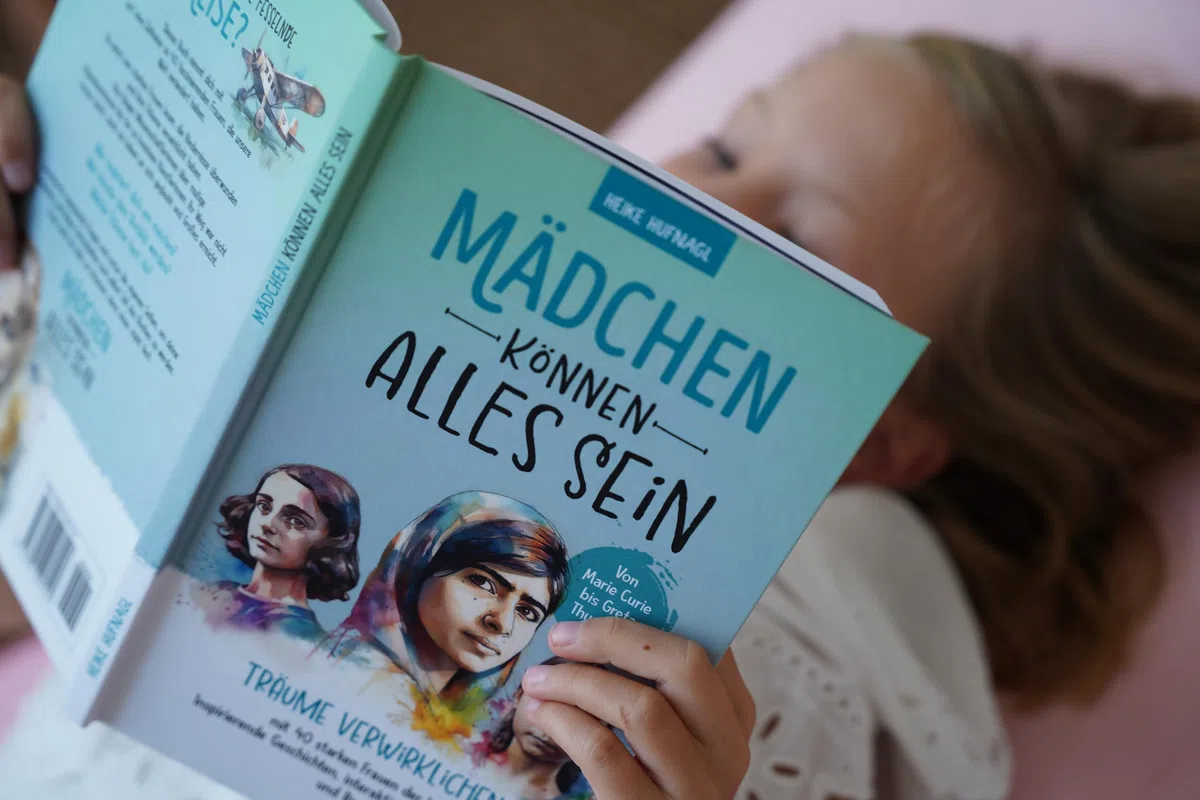 Von Marie Curie bis Greta Thunberg- Mädchen können alles sein. Träume verwirklichen mit 40 starken Frauen der Weltgeschichte: Inspirierende Geschichten, interaktive Fragen und Raum für eigene Ideen