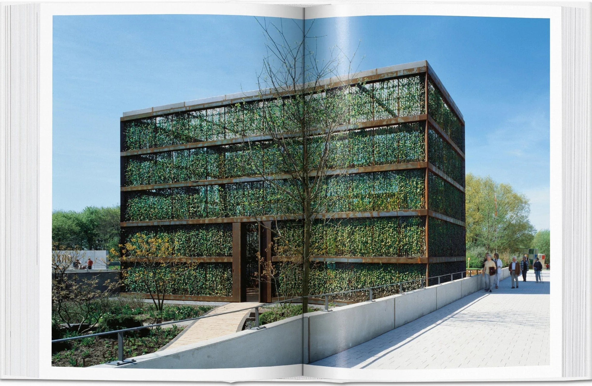 Green Architecture: Mehrsprachige Ausgabe (Bibliotheca Universalis)