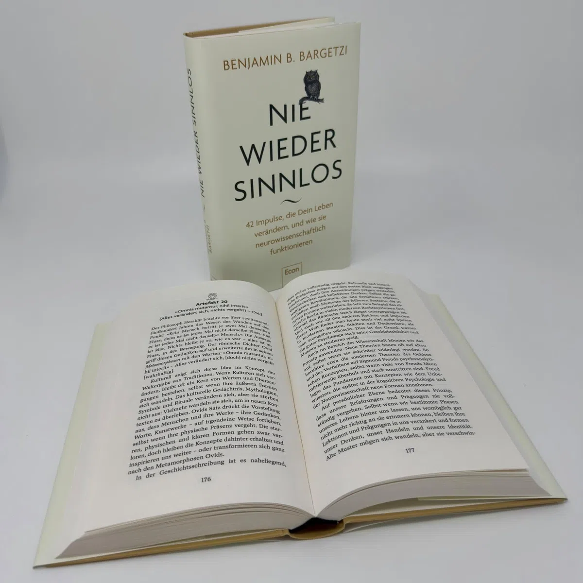 Nie wieder sinnlos: 42 Impulse, die Dein Leben verändern, und wie sie neurowissenschaftlich funktionieren | Aphorismen, Zitate und Weisheiten aus Hirnforschung, Psychologie und Philosophie