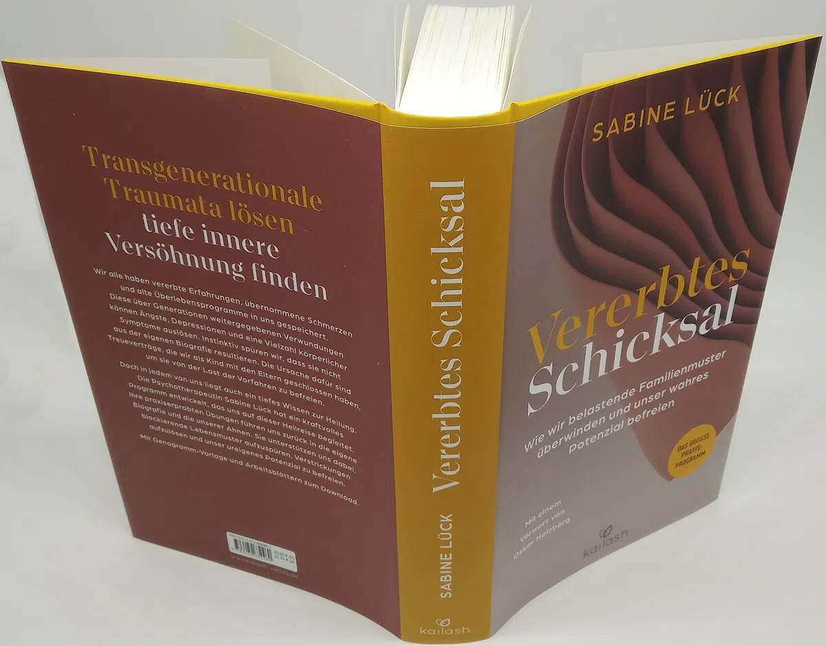 Vererbtes Schicksal: Wie wir belastende Familienmuster überwinden und unser wahres Potenzial befreien - Das große Praxisprogramm