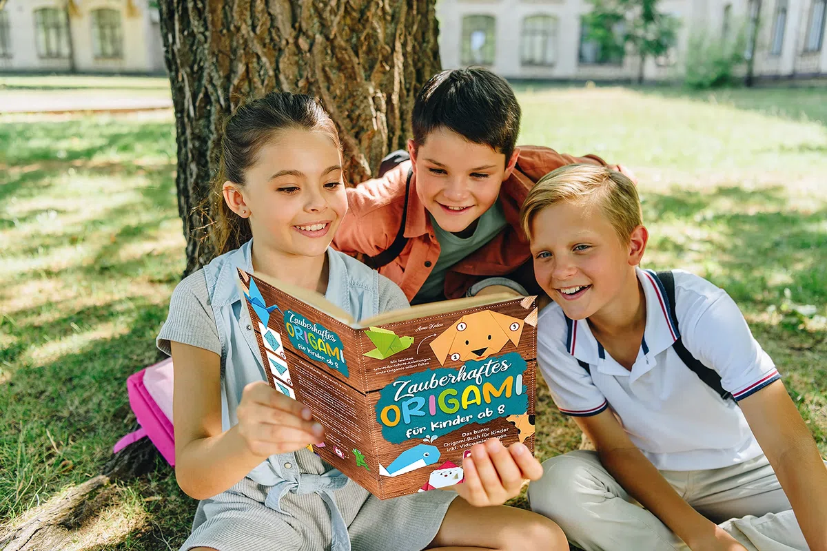 Zauberhaftes Origami für Kinder ab 8: Mit leichten Schritt-für-Schritt Anleitungen erste Origamis selber falten. Das bunte Origami Buch für Kinder inkl. Videoanleitungen.