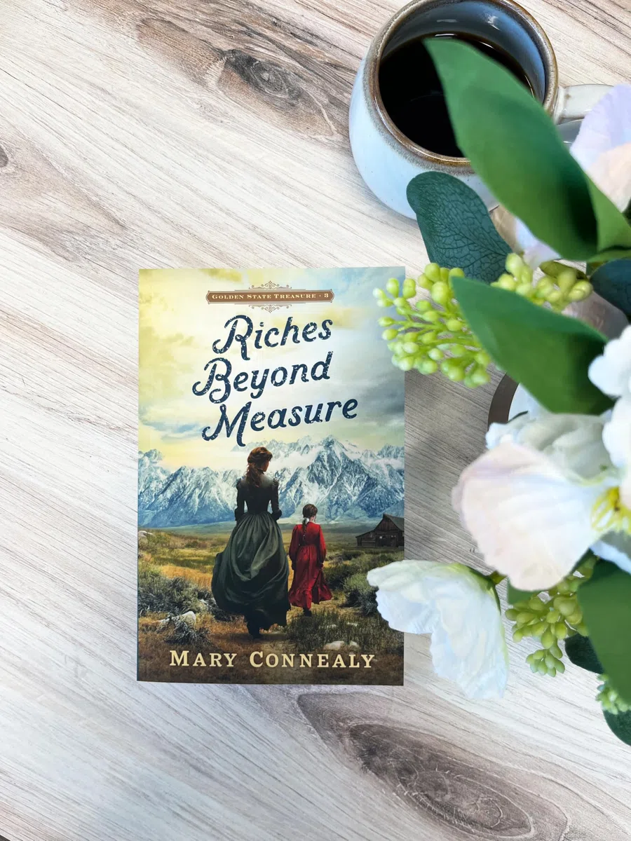 Riches Beyond Measure (Golden State Treasure, 3, Band 3)