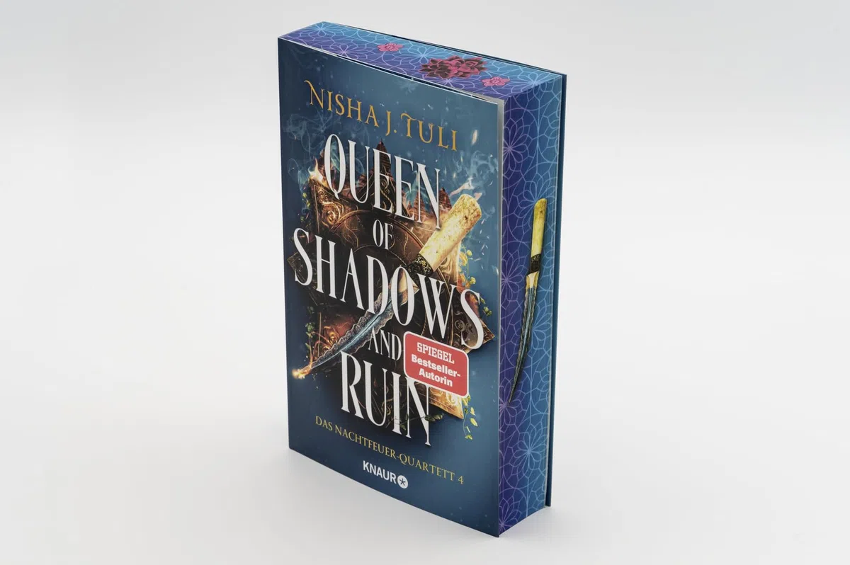 Queen of Shadows and Ruin: Das Nachtfeuer-Quartett 4 | Limitierte Auflage mit Farbschnitt | Spicy Fantasy Romance von der Nr. 1 SPIEGEL-Bestsellerautorin
