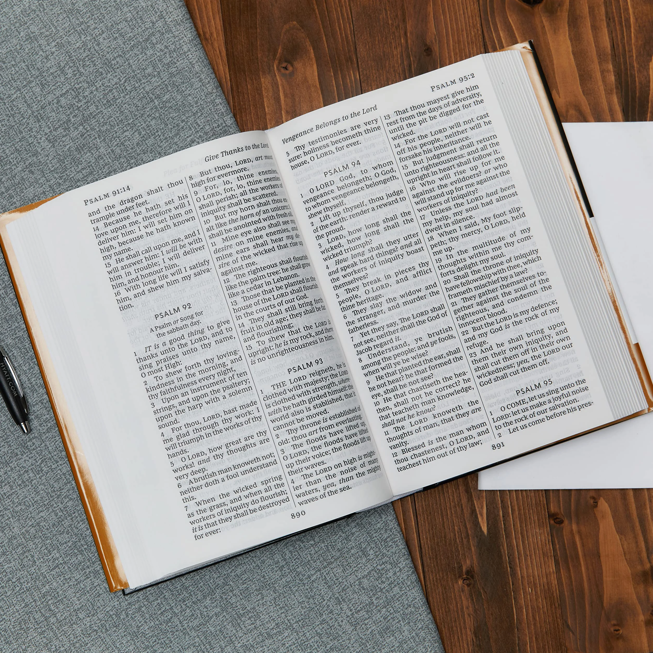 KJV, Pew Bible, Large Print, Hardcover, Black, Red Letter, Comfort Print: Holy Bible, King James Version