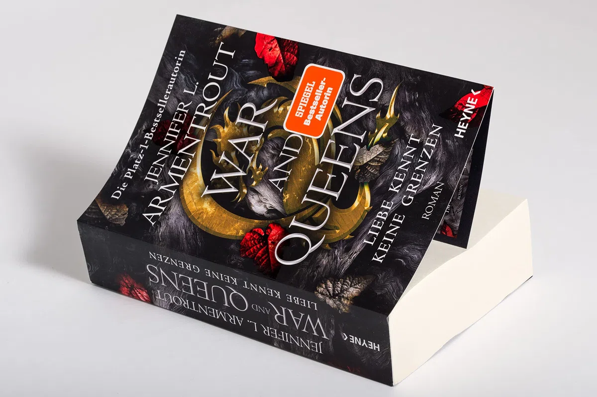 War and Queens – Liebe kennt keine Grenzen: Roman (Liebe kennt keine Grenzen-Reihe, Band 4)