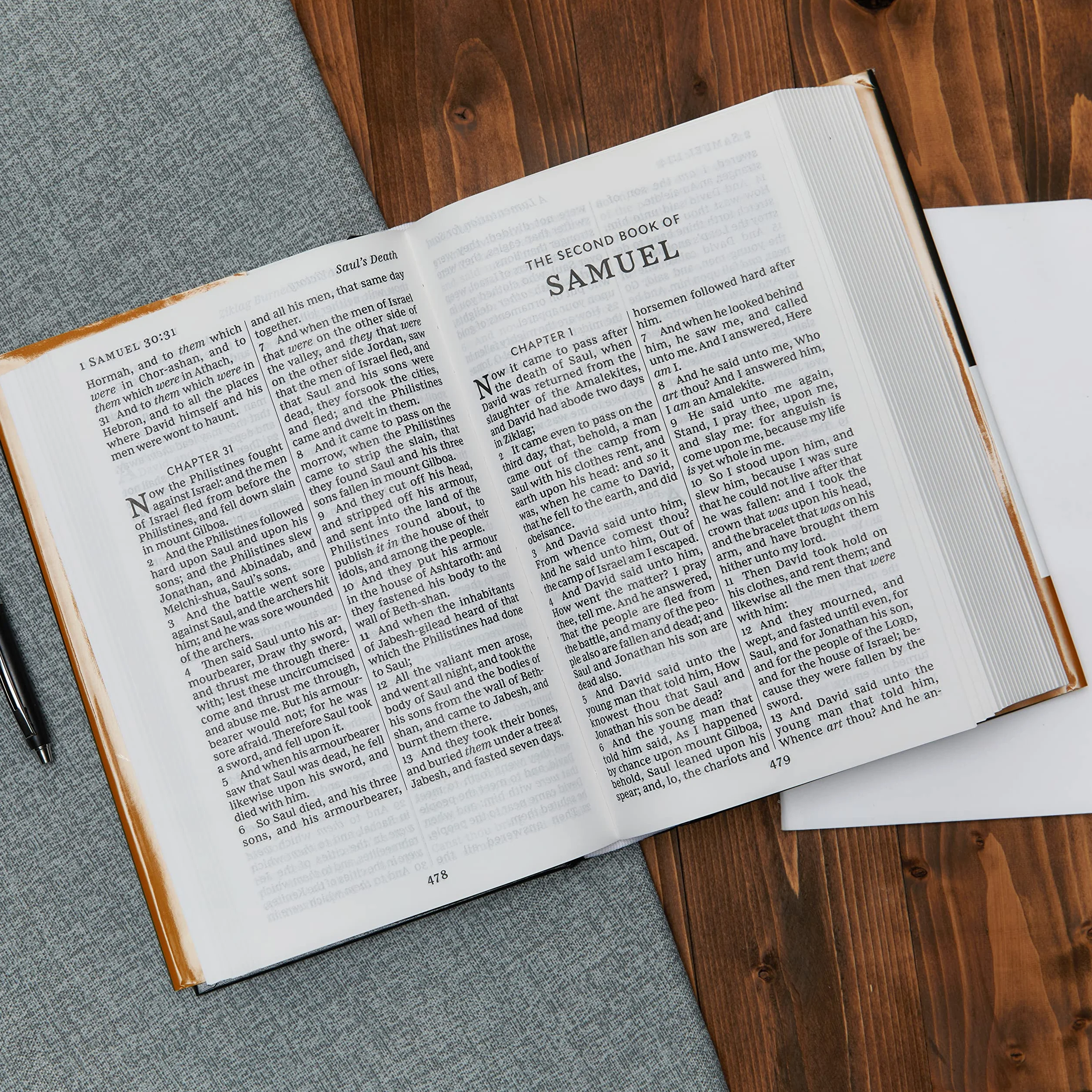 KJV, Pew Bible, Large Print, Hardcover, Black, Red Letter, Comfort Print: Holy Bible, King James Version