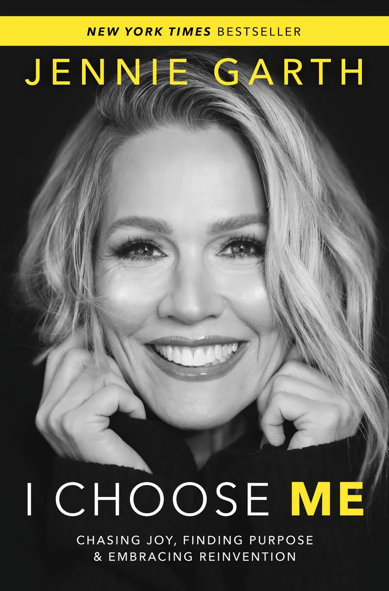 I Choose Me: Chasing Joy, Finding Purpose & Embracing Reinvention – A Heartfelt Celebrity Memoir and Inspirational Guide to Happiness and Aging with Confidence