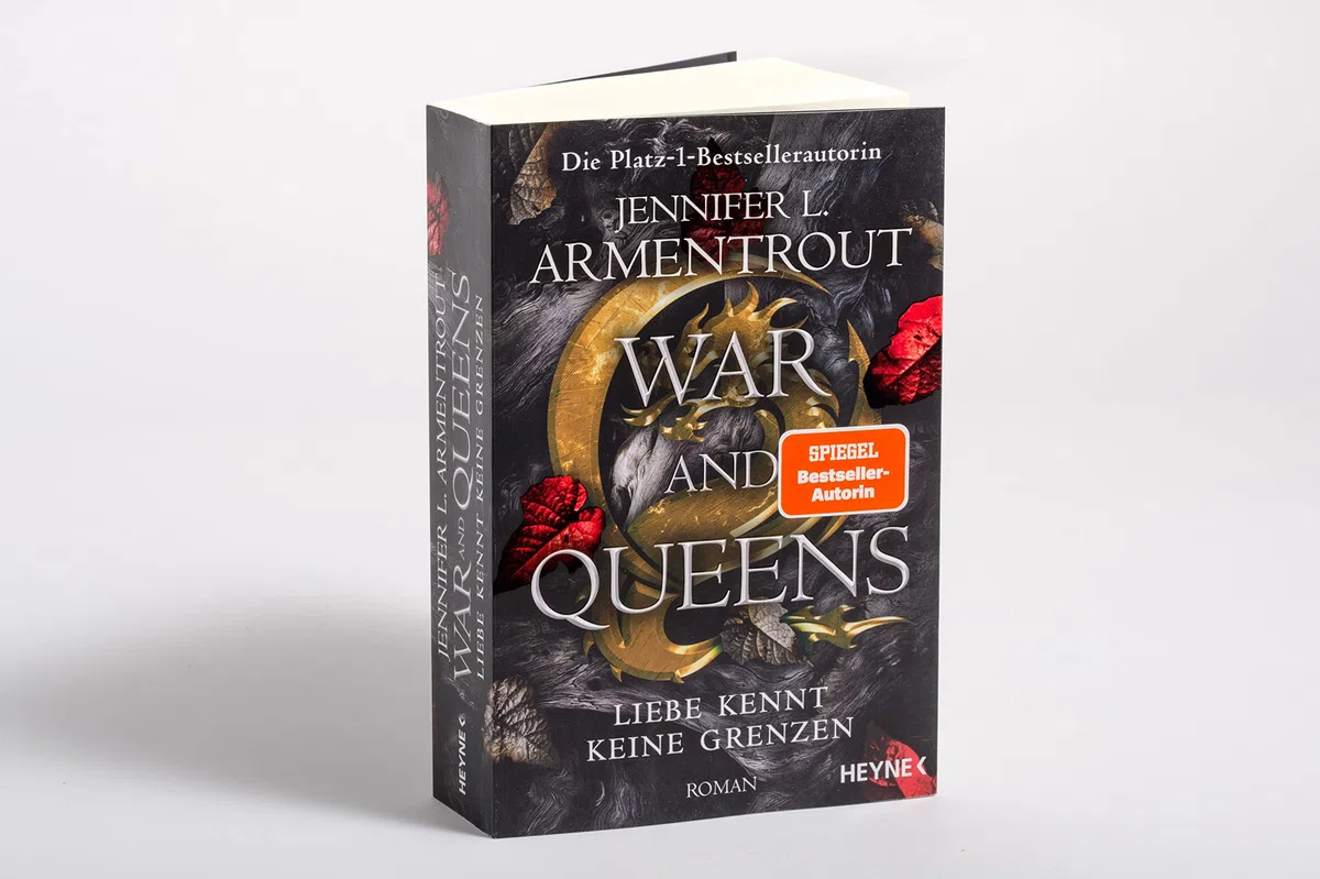 War and Queens – Liebe kennt keine Grenzen: Roman (Liebe kennt keine Grenzen-Reihe, Band 4)