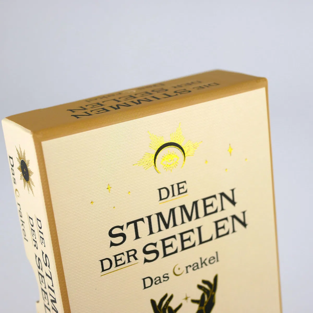 Die Stimmen der Seelen – Das Orakel: 42 Orakelkarten + 176-seitiges Begleitbuch in hochwertiger Schachtel mit einzigartigen Illustrationen | 42 ... Schachtel mit einzigartigen Illustrationen