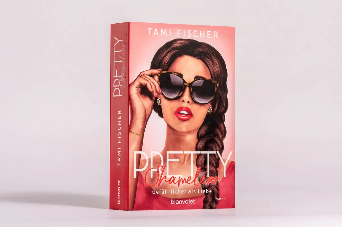 Pretty Shameless - Gefährlicher als Liebe: Roman - Große Gefühle und elektrisierende Spannung – das Finale der New-Adult-Suspense-Trilogie der SPIEGEL-Bestsellerautorin! (Manhattan Elite, Band 3)