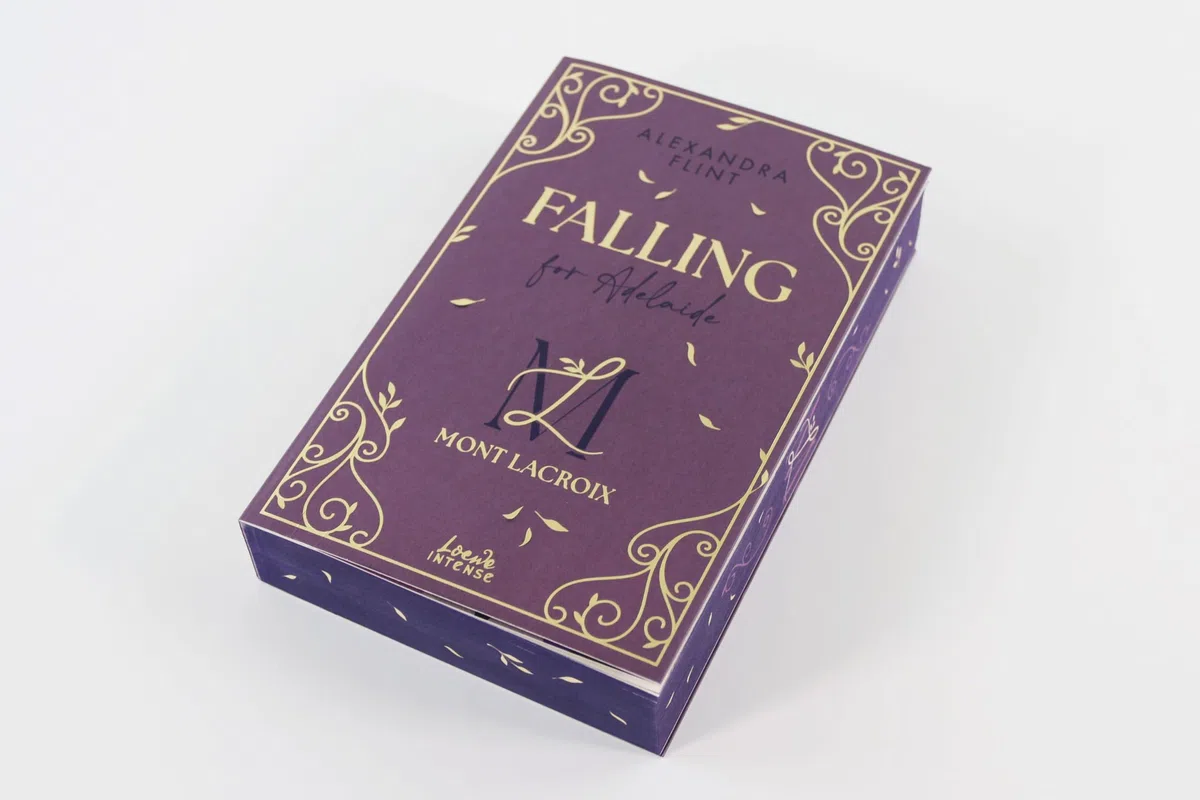 Mont Lacroix (Band 2) - Falling for Adelaide: Willkommen zurück im exklusiven Luxushotel in den Alpen - High Society x Fake Dating - Mit Farbschnitt und Charakterkarte in der 1. Auflage
